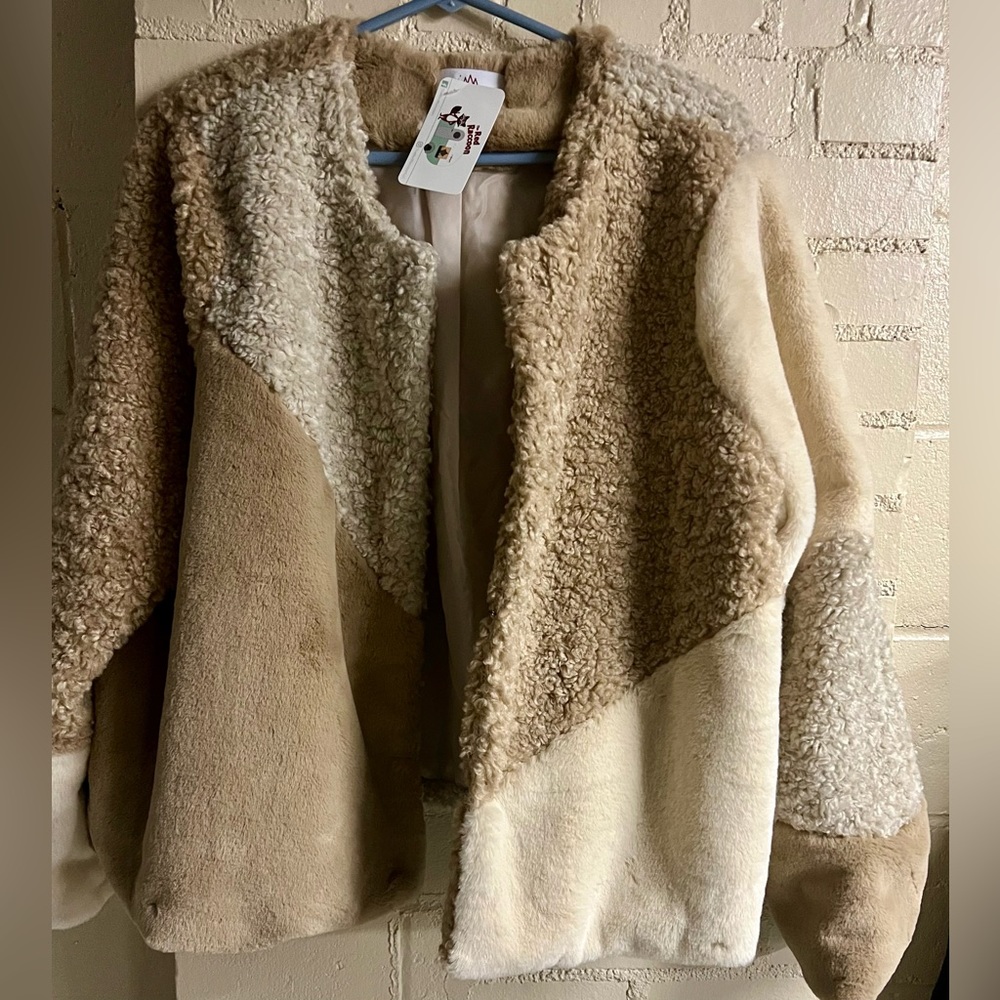 Boutique Jacket 💛